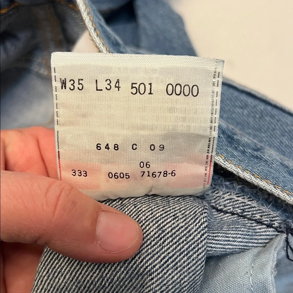 Y2K LEVI’S 501xx VINTAGE STRAIGHT LEG GRUNGE DISTRESSED BUTTON FLY JEANS 32x30